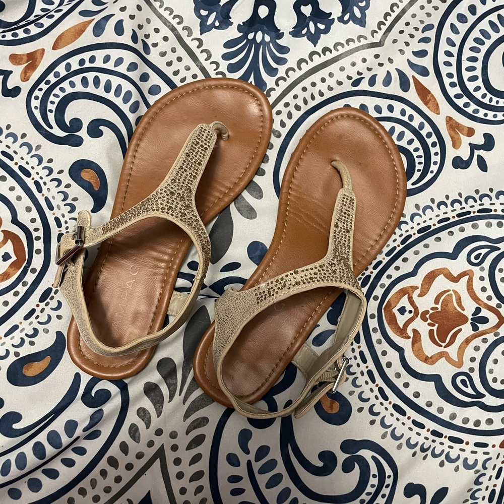 Cream & Gold Sandals
